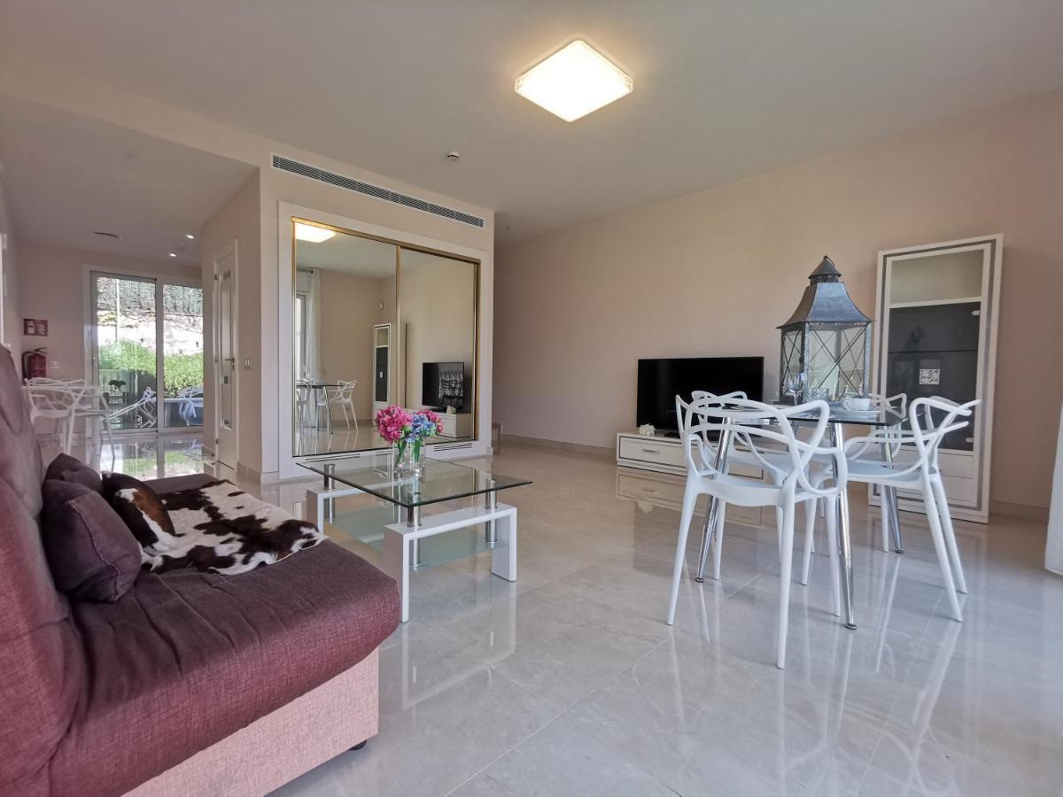 Calma - Holiday Villas Кастел Пладжа де Аро Екстериор снимка