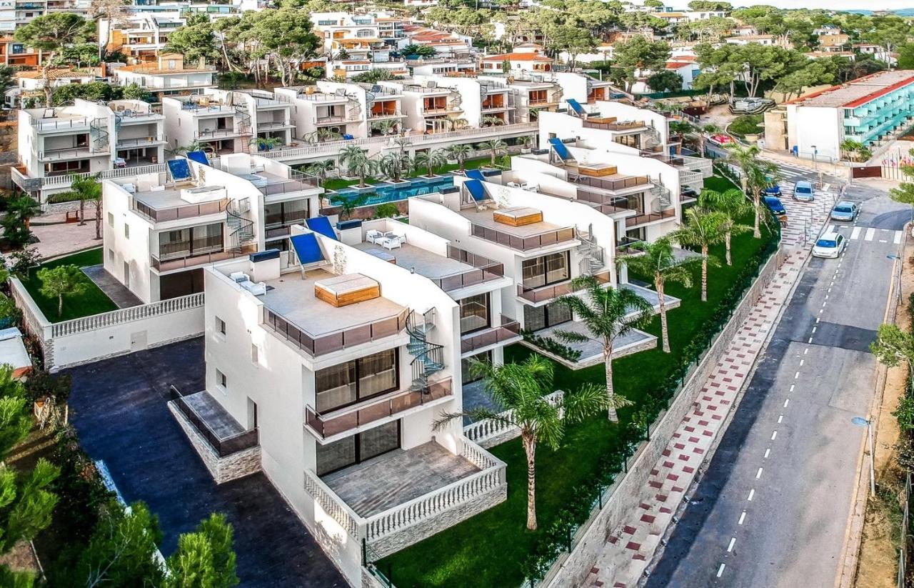 Calma - Holiday Villas Кастел Пладжа де Аро Екстериор снимка