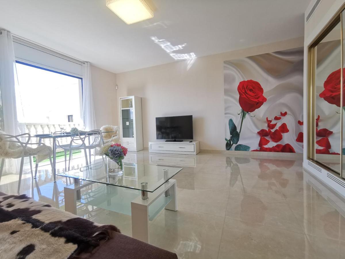 Calma - Holiday Villas Кастел Пладжа де Аро Екстериор снимка