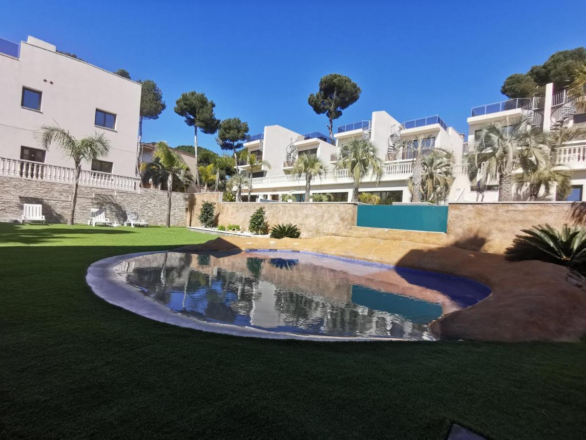 Calma - Holiday Villas Кастел Пладжа де Аро Екстериор снимка